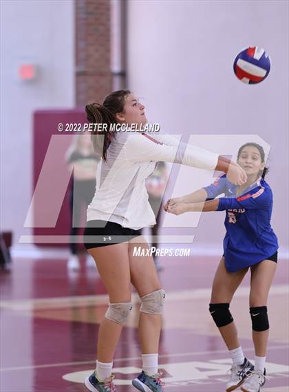 Thumbnail 2 in Ashland vs Newburyport (MIAA Division 3 Round of 8) photogallery.