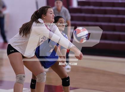 Thumbnail 1 in Ashland vs Newburyport (MIAA Division 3 Round of 8) photogallery.