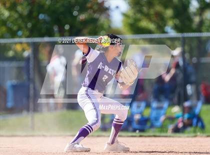 Thumbnail 1 in Fossil Ridge vs Arvada West (CHSAA 5A Playoff Rd 1) photogallery.