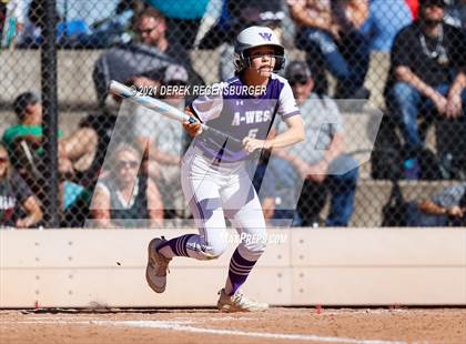Thumbnail 3 in Fossil Ridge vs Arvada West (CHSAA 5A Playoff Rd 1) photogallery.