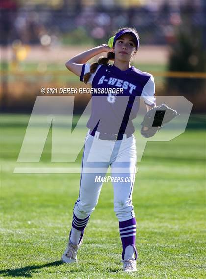Thumbnail 3 in Fossil Ridge vs Arvada West (CHSAA 5A Playoff Rd 1) photogallery.