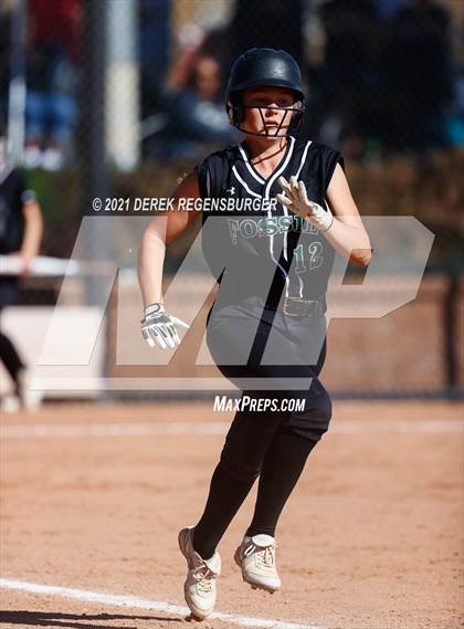 Thumbnail 2 in Fossil Ridge vs Arvada West (CHSAA 5A Playoff Rd 1) photogallery.