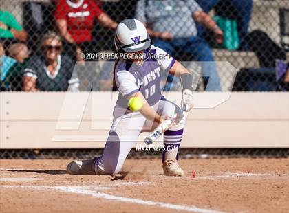 Thumbnail 2 in Fossil Ridge vs Arvada West (CHSAA 5A Playoff Rd 1) photogallery.