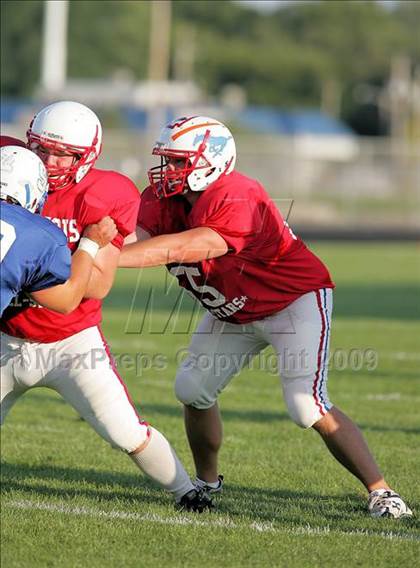 Thumbnail 3 in 2009 ICA Shriners East-West All-Star Game photogallery.