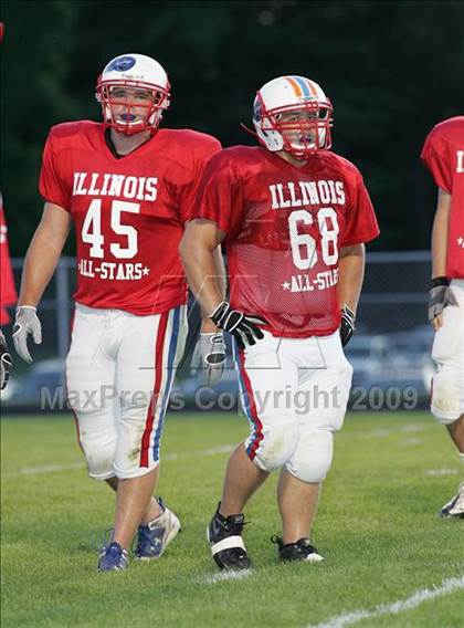 Thumbnail 1 in 2009 ICA Shriners East-West All-Star Game photogallery.