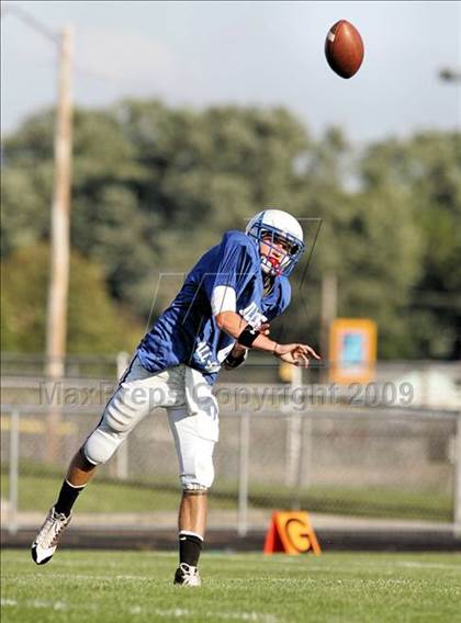 Thumbnail 2 in 2009 ICA Shriners East-West All-Star Game photogallery.