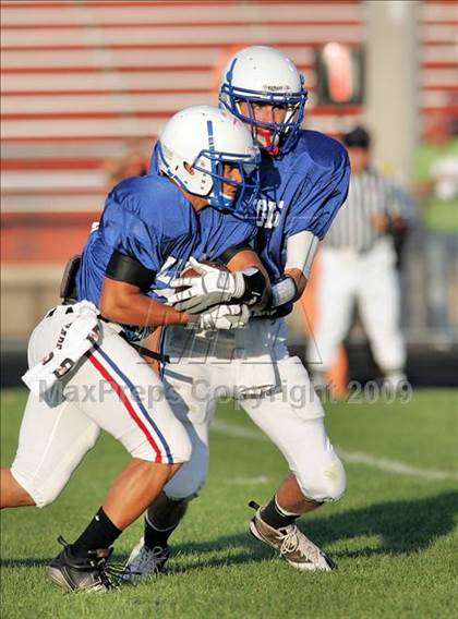 Thumbnail 2 in 2009 ICA Shriners East-West All-Star Game photogallery.