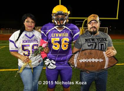 Thumbnail 3 in Paramount vs. Lynwood photogallery.