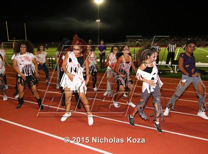 Thumbnail 3 in Paramount vs. Lynwood photogallery.