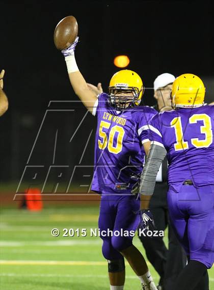 Thumbnail 2 in Paramount vs. Lynwood photogallery.