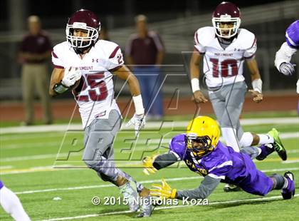Thumbnail 3 in Paramount vs. Lynwood photogallery.