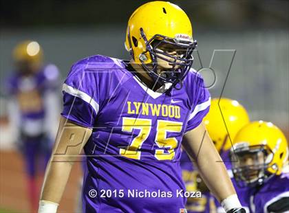 Thumbnail 3 in Paramount vs. Lynwood photogallery.