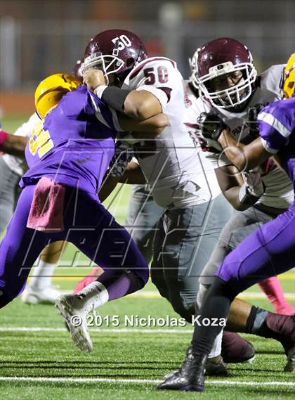Thumbnail 2 in Paramount vs. Lynwood photogallery.
