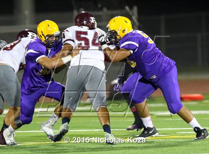 Thumbnail 1 in Paramount vs. Lynwood photogallery.