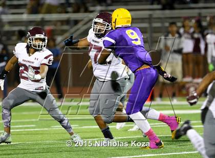 Thumbnail 1 in Paramount vs. Lynwood photogallery.