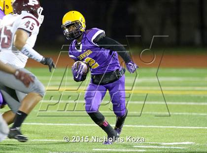 Thumbnail 3 in Paramount vs. Lynwood photogallery.