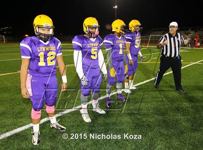 Thumbnail 1 in Paramount vs. Lynwood photogallery.