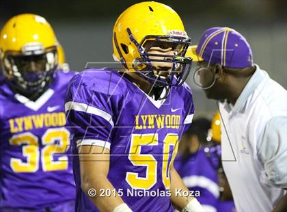 Thumbnail 1 in Paramount vs. Lynwood photogallery.