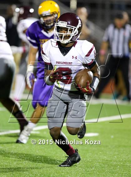 Thumbnail 3 in Paramount vs. Lynwood photogallery.