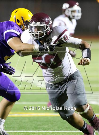 Thumbnail 1 in Paramount vs. Lynwood photogallery.