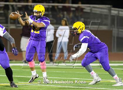 Thumbnail 3 in Paramount vs. Lynwood photogallery.
