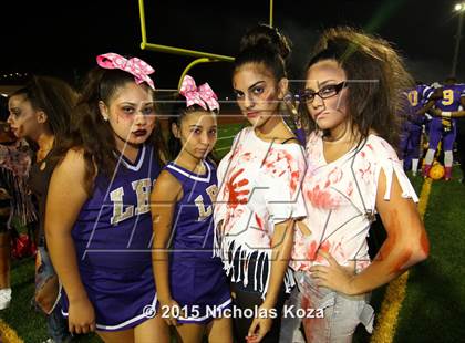 Thumbnail 2 in Paramount vs. Lynwood photogallery.