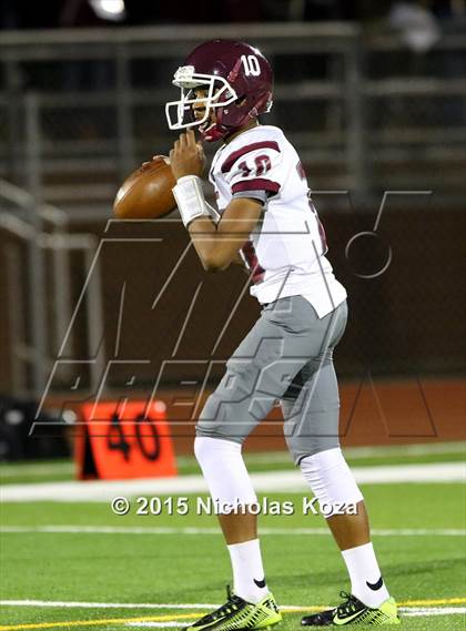 Thumbnail 1 in Paramount vs. Lynwood photogallery.