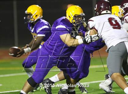 Thumbnail 2 in Paramount vs. Lynwood photogallery.