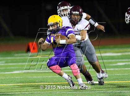 Thumbnail 2 in Paramount vs. Lynwood photogallery.