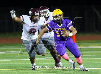 Thumbnail 1 in Paramount vs. Lynwood photogallery.