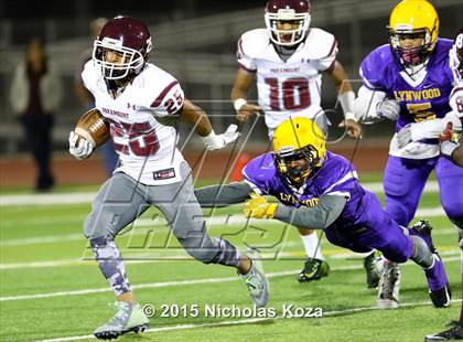 Thumbnail 2 in Paramount vs. Lynwood photogallery.