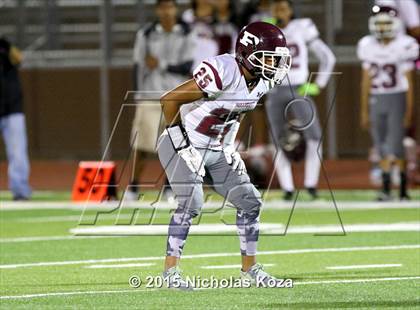 Thumbnail 1 in Paramount vs. Lynwood photogallery.