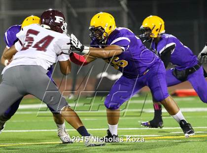 Thumbnail 3 in Paramount vs. Lynwood photogallery.