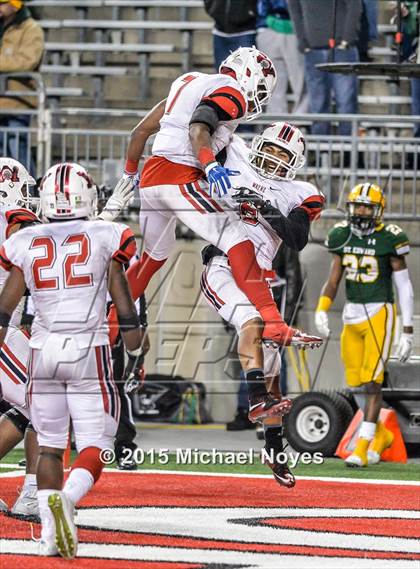 Thumbnail 1 in Wayne vs. St. Edward (OHSAA Division 1 Final)  photogallery.