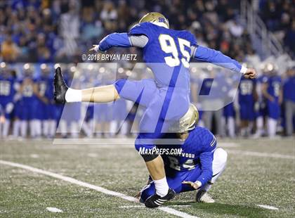 Thumbnail 1 in Brentwood vs. Ravenwood (TSSAA 6A D1 Quarterfinal) photogallery.
