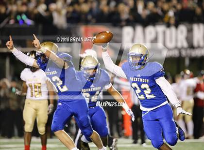 Thumbnail 3 in Brentwood vs. Ravenwood (TSSAA 6A D1 Quarterfinal) photogallery.