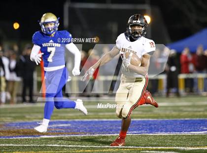 Thumbnail 2 in Brentwood vs. Ravenwood (TSSAA 6A D1 Quarterfinal) photogallery.