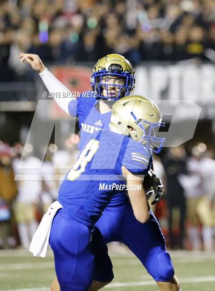 Thumbnail 1 in Brentwood vs. Ravenwood (TSSAA 6A D1 Quarterfinal) photogallery.