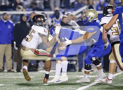 Thumbnail 1 in Brentwood vs. Ravenwood (TSSAA 6A D1 Quarterfinal) photogallery.