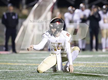 Thumbnail 3 in Brentwood vs. Ravenwood (TSSAA 6A D1 Quarterfinal) photogallery.
