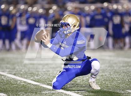 Thumbnail 3 in Brentwood vs. Ravenwood (TSSAA 6A D1 Quarterfinal) photogallery.