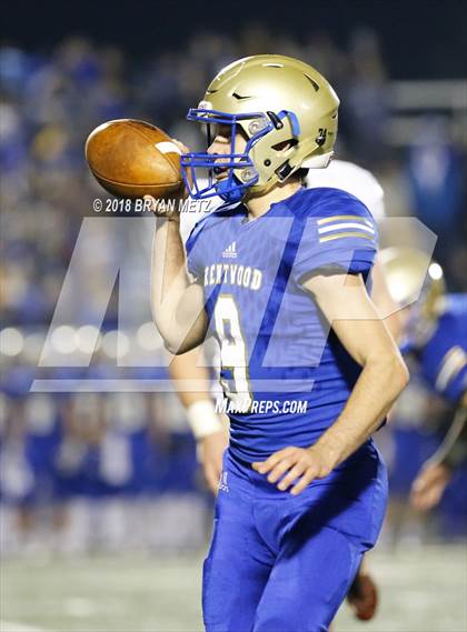 Thumbnail 1 in Brentwood vs. Ravenwood (TSSAA 6A D1 Quarterfinal) photogallery.
