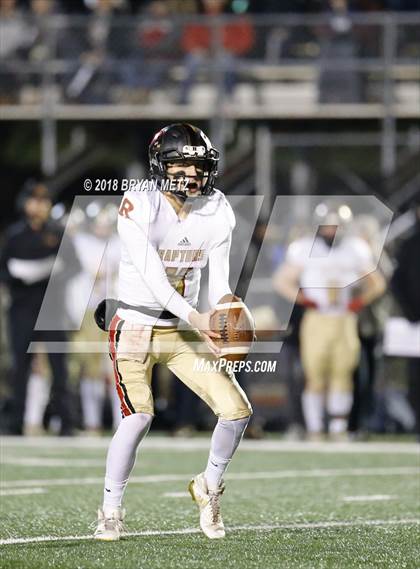 Thumbnail 2 in Brentwood vs. Ravenwood (TSSAA 6A D1 Quarterfinal) photogallery.