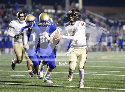 Thumbnail 3 in Brentwood vs. Ravenwood (TSSAA 6A D1 Quarterfinal) photogallery.