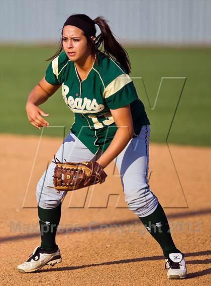 Thumbnail 1 in Little Cypress-Mauriceville vs Ridge Point (UIL 4A Region 3 Semifinal) photogallery.