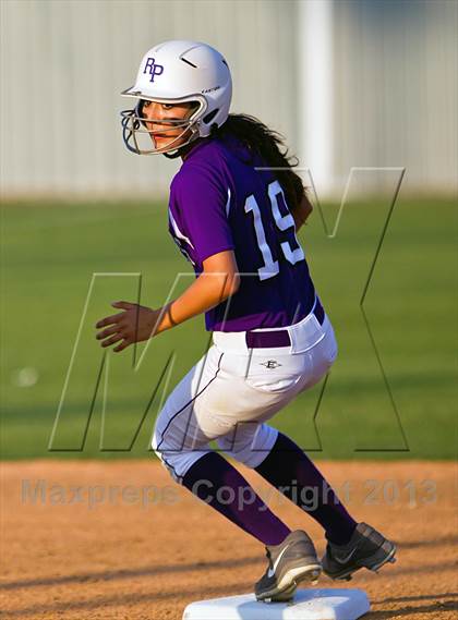 Thumbnail 2 in Little Cypress-Mauriceville vs Ridge Point (UIL 4A Region 3 Semifinal) photogallery.