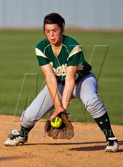 Thumbnail 3 in Little Cypress-Mauriceville vs Ridge Point (UIL 4A Region 3 Semifinal) photogallery.