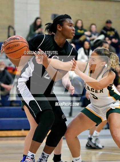 Thumbnail 3 in Valley Christian vs. Placer (Sutter Tournament) photogallery.