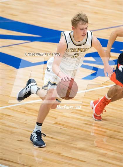 Thumbnail 2 in Brandeis vs. O'Connor photogallery.
