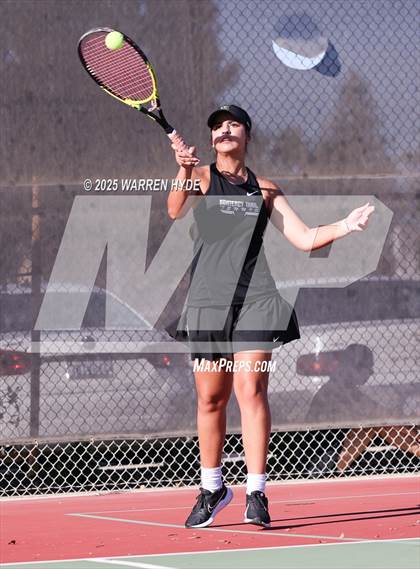 Thumbnail 1 in Monterey Trail @ Elk Grove photogallery.